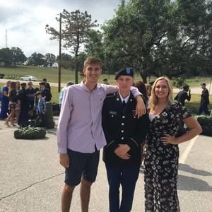 Meet your Posher, Dylan